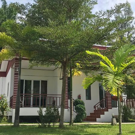 Tara House Hotell Ko Lanta Eksteriør bilde