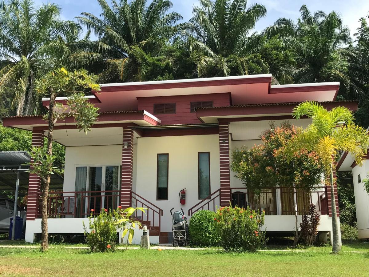 Tara House Hotell Ko Lanta Eksteriør bilde